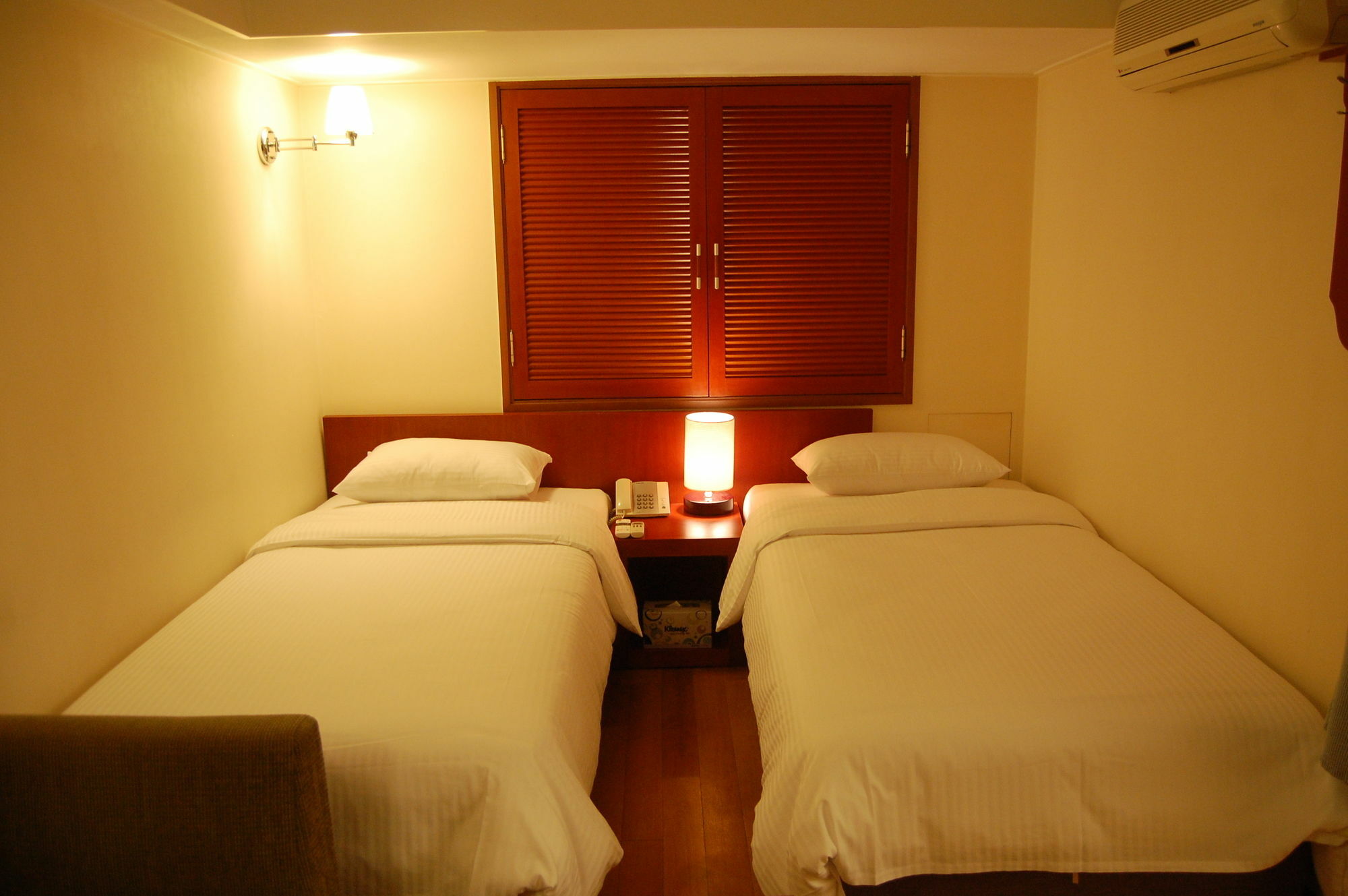 New Korea Hotel Сеул Екстериор снимка