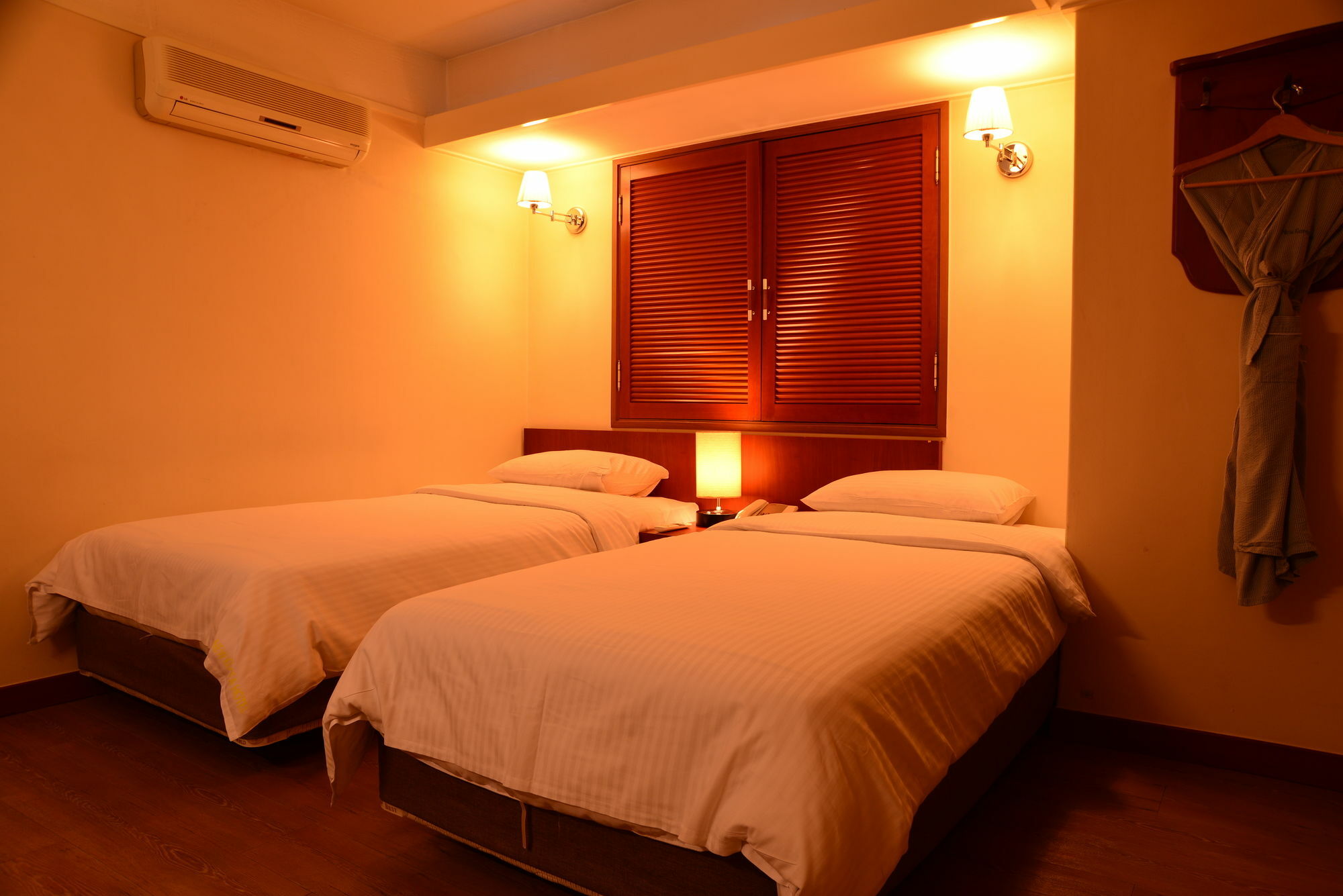 New Korea Hotel Сеул Екстериор снимка